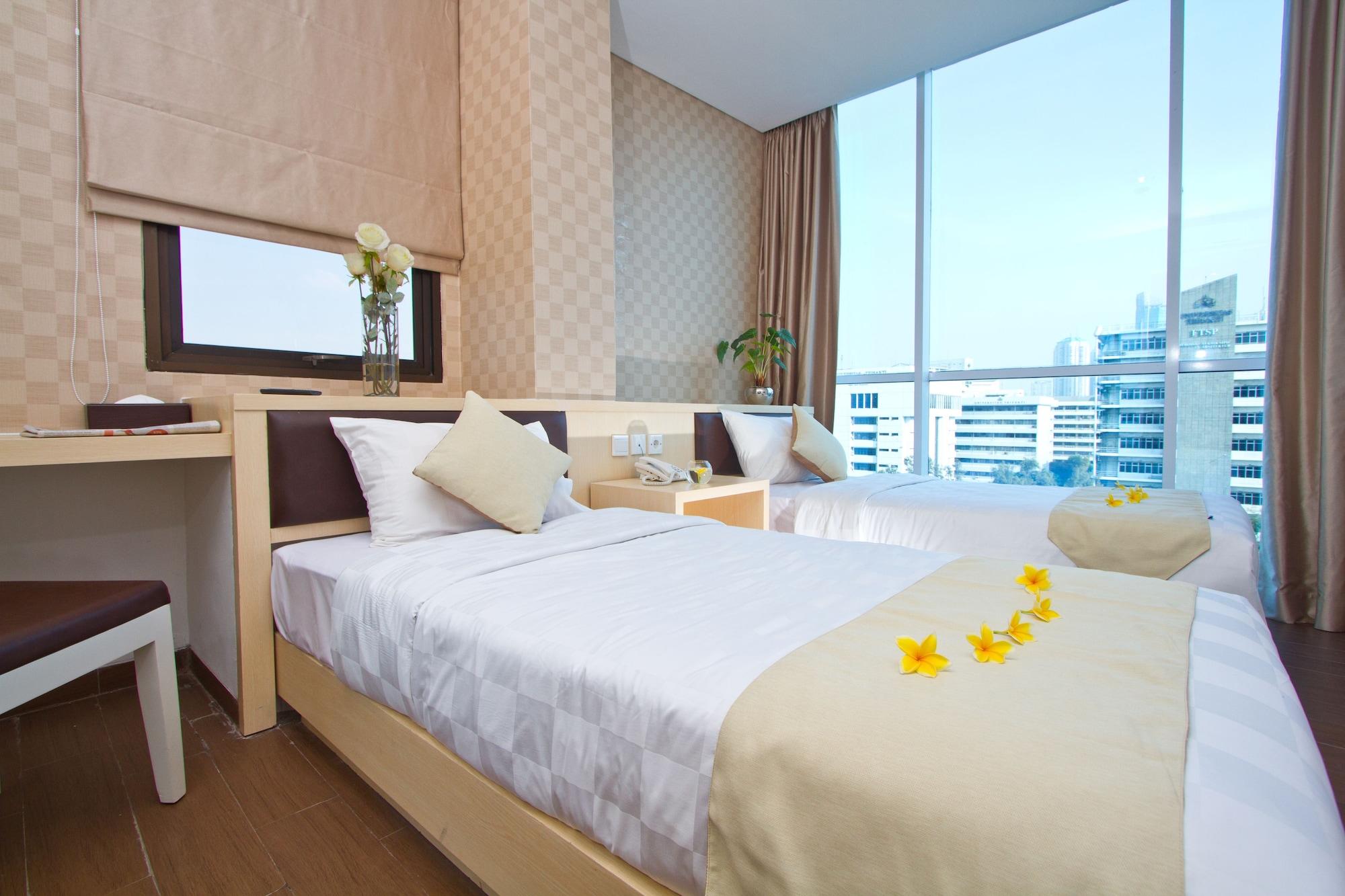 Hotel 88 Grogol Jakarta By Wh Экстерьер фото